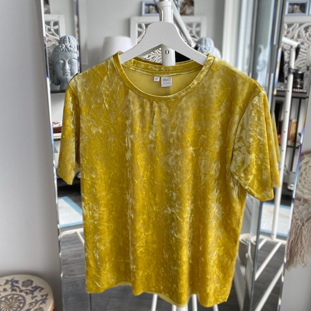 Yellow velvet T-shirt TWINK by Simons